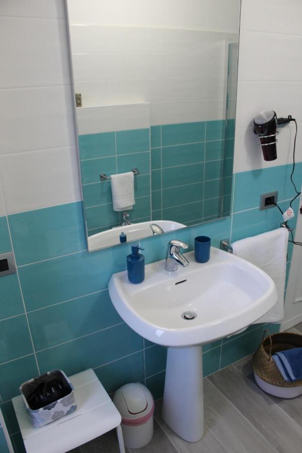 Appartamento Via Dei Fabbri Navali Lido di Ostia Luaran gambar